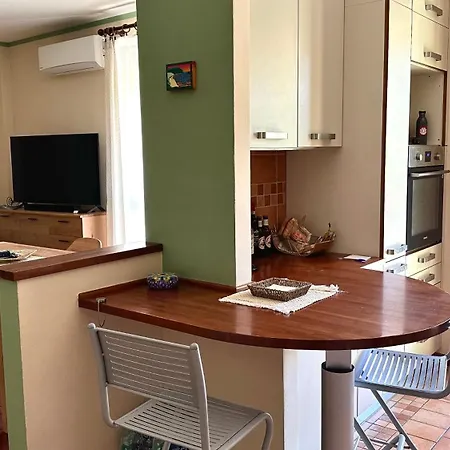N293 - Numana, Comodo Trilocale In Zona Tranquilla Sirolo